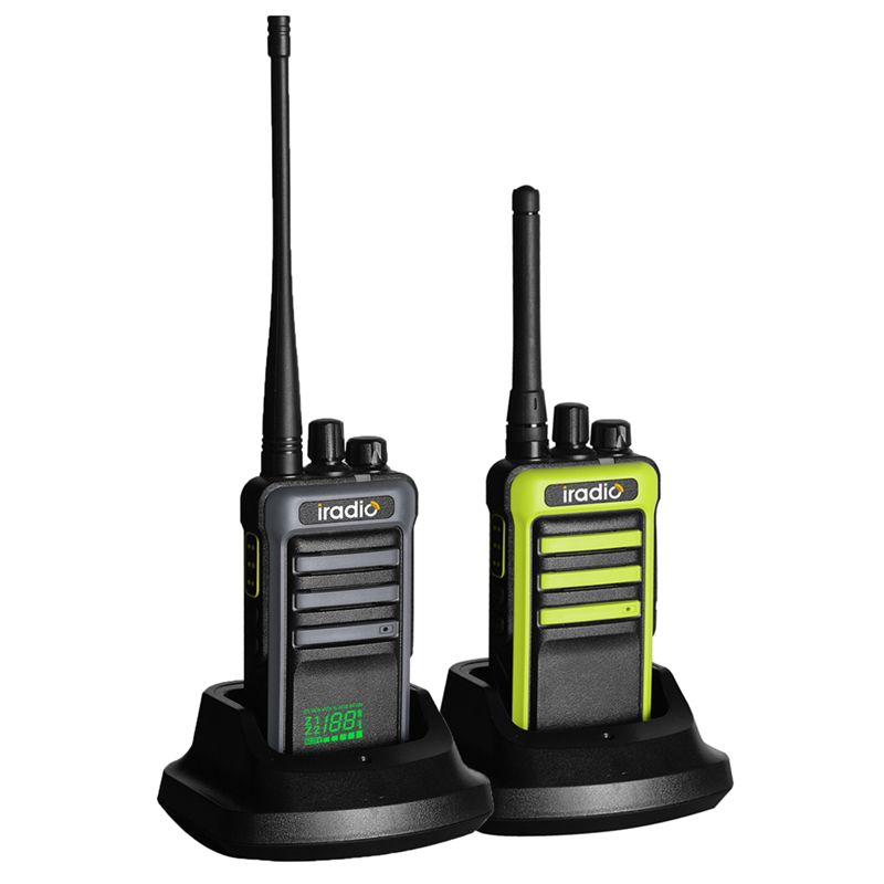 commercial uhf two way radio